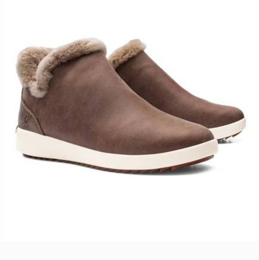OluKai Brown Shearling-Lined Winter Slip-On Boots